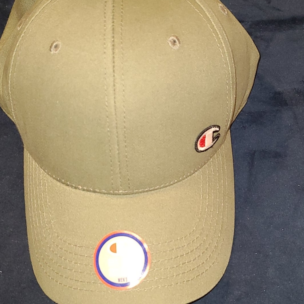 New Champion ๐ Classic twill logo hat - Picture 10 of 10
